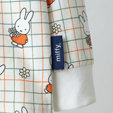 Miffy x Zipster gewebtes Etikett auf dem Kinder-Miffy „Checkered Bloom“-Bambus-Pyjama-Set für Kinder